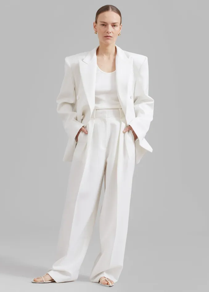 The Frankie Shop Outerwear Zia Covered Buttons Blazer 8211 White 8211 Women
