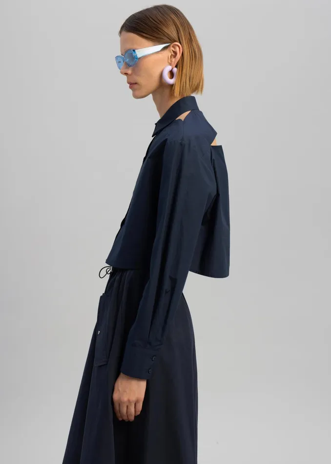 The Frankie Shop Tops Lara Open Shoulder Cropped Shirt 8211 Navy 8211 Women