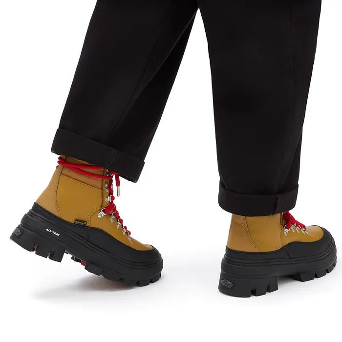 Vans HiTop Shoes Men Colfax Elevate MTE2 Shoes Brown