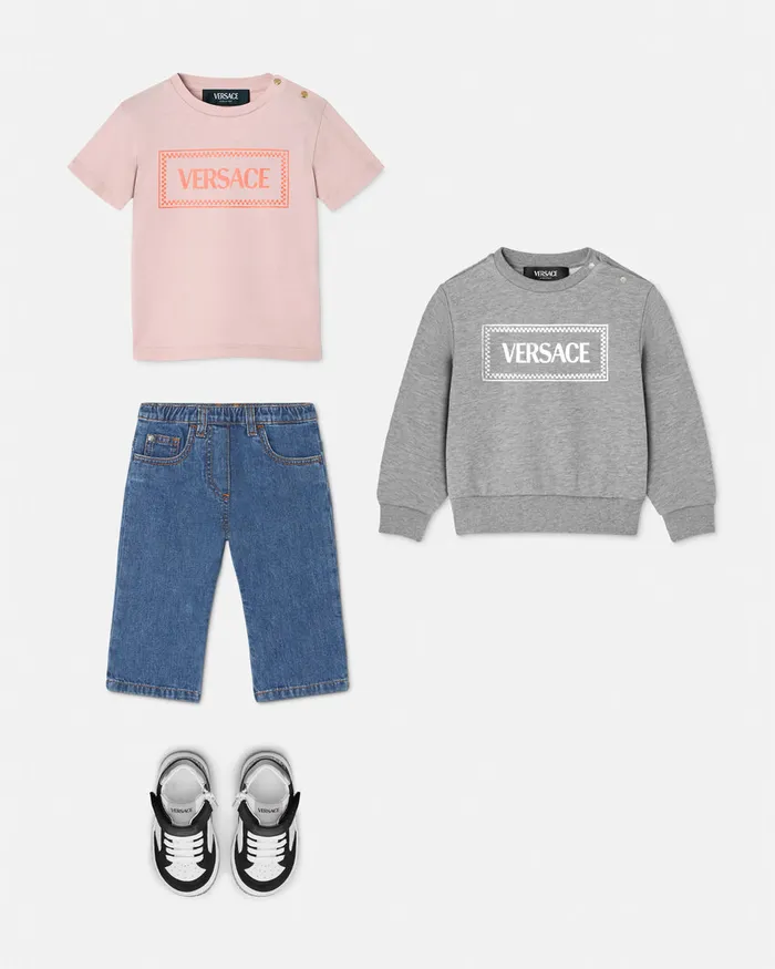 Versace 90s Vintage Logo Baby Sweatshirt 2em40 Kids Knitwear and Sweatshirts