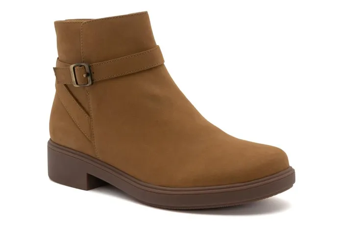 Women ABEO Footwear Boots Compass Buckle Tan Nubuck