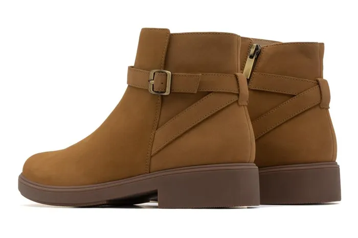 Women ABEO Footwear Boots Compass Buckle Tan Nubuck Women ABEO Footwear Boots Compass Buckle Tan Nubuck