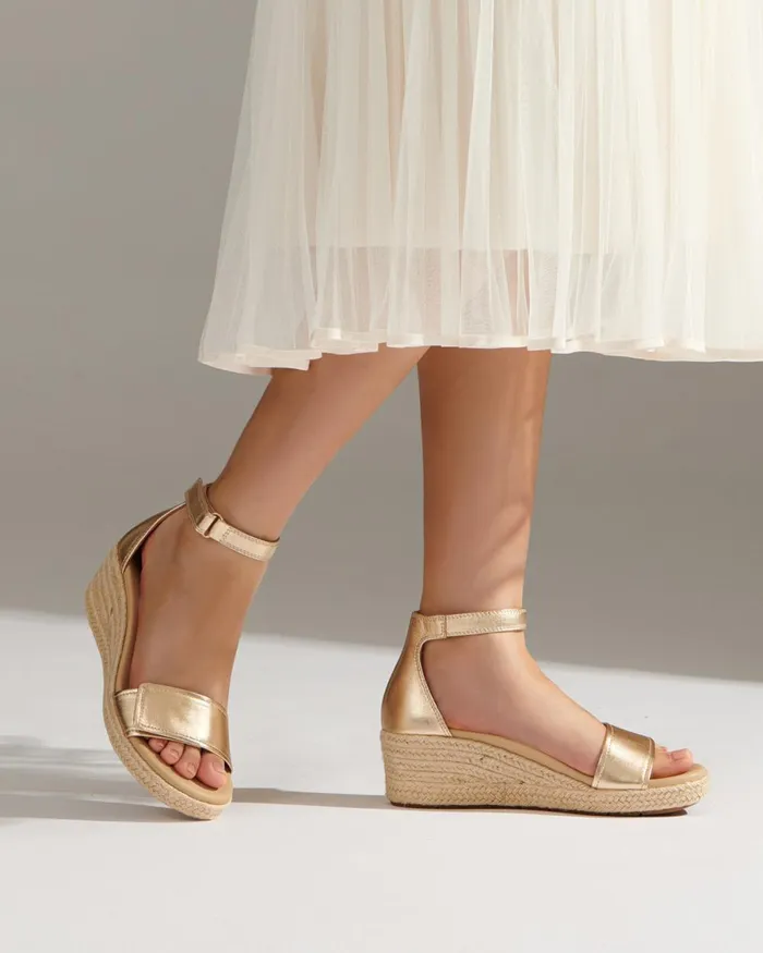 Women ABEO Footwear Sandals Riviera Ankle Sandal Light Gold Leather Women ABEO Footwear Sandals Riviera Ankle Sandal Light Gold Leather