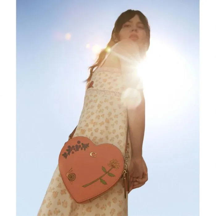 Women Crossbody Bags Coach Coach X Observed By Us Heart Crossbody Brassfaded Orange Multi Women Crossbody Bags Coach Coach X Observed By Us Heart Crossbody Brassfaded Orange Multi