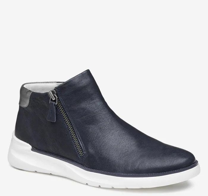 Women Emery Zip Bootie Navy Washed Italian Sheepskin JohnstonandMurphy Boots and Booties