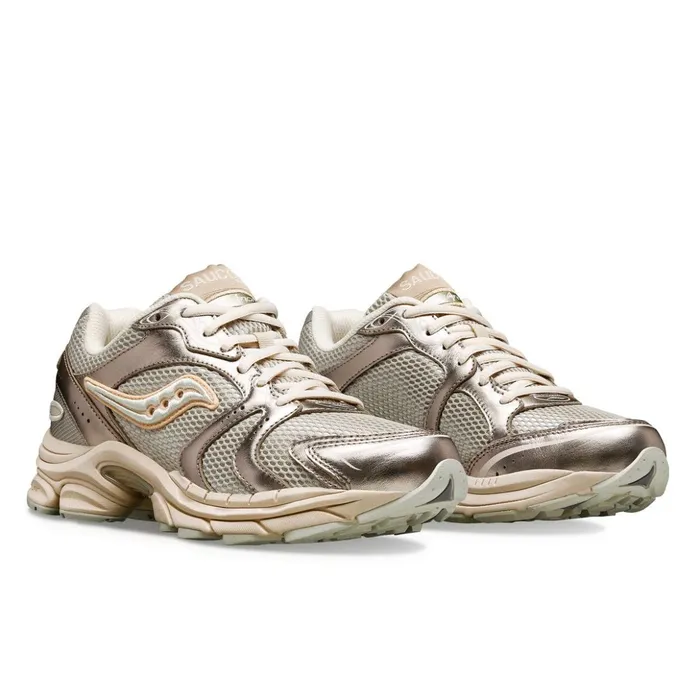 Women Progrid Triumph 4 Premium Bubbly Saucony Lifestyle