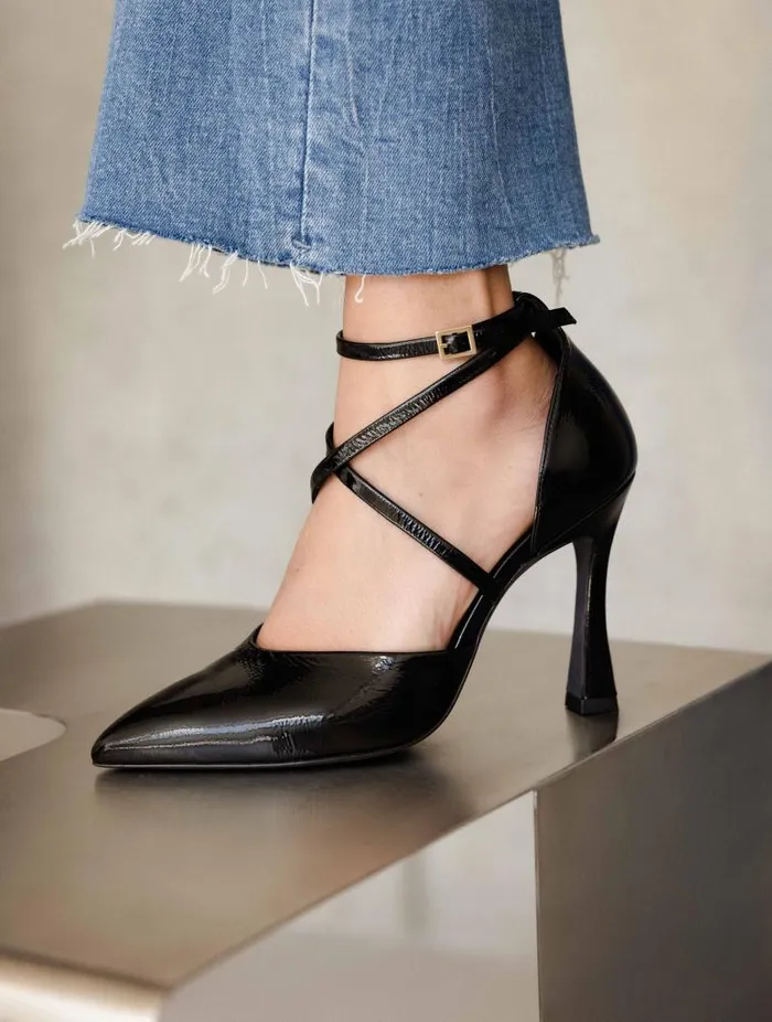 Women Pumps and Mary Janes Bobbies Agathe Black Vinyl