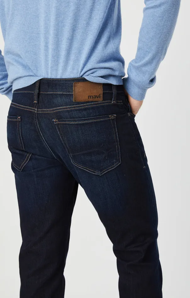 Zach Straight Leg In Rinse Brushed Williamsburg Men Mavi Jeans Denim